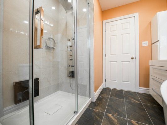 Updated bathroom remodel in Collin County, TX